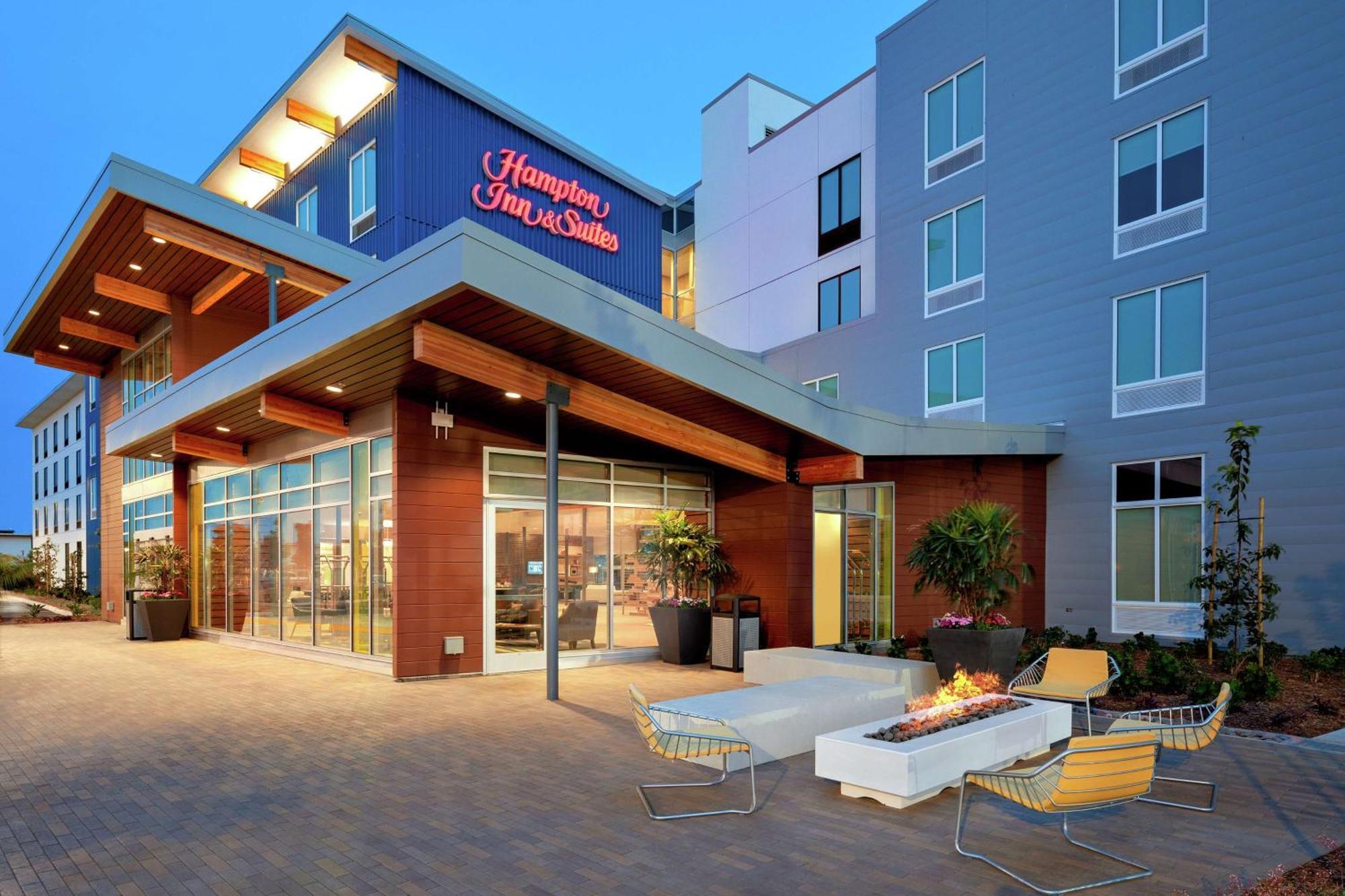 Hampton Inn & Suites San Diego Airport Liberty Station Exterior foto